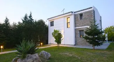 Sanny Sani Luxury Villas Hanioti Hotel